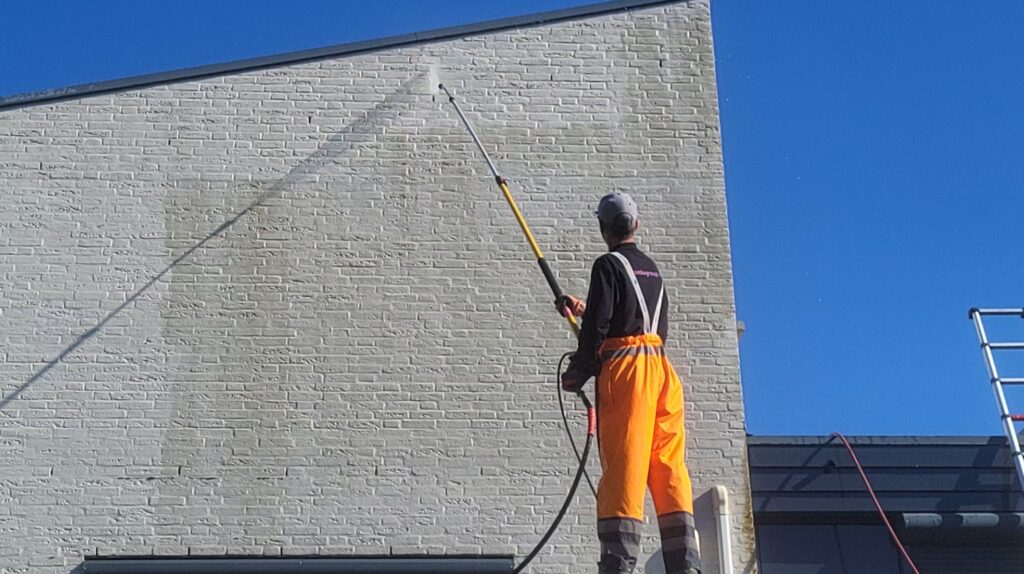 gevel reiniging met telescooplans